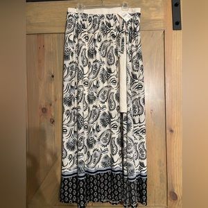 Cato maxi skirt. Size xs. NWT